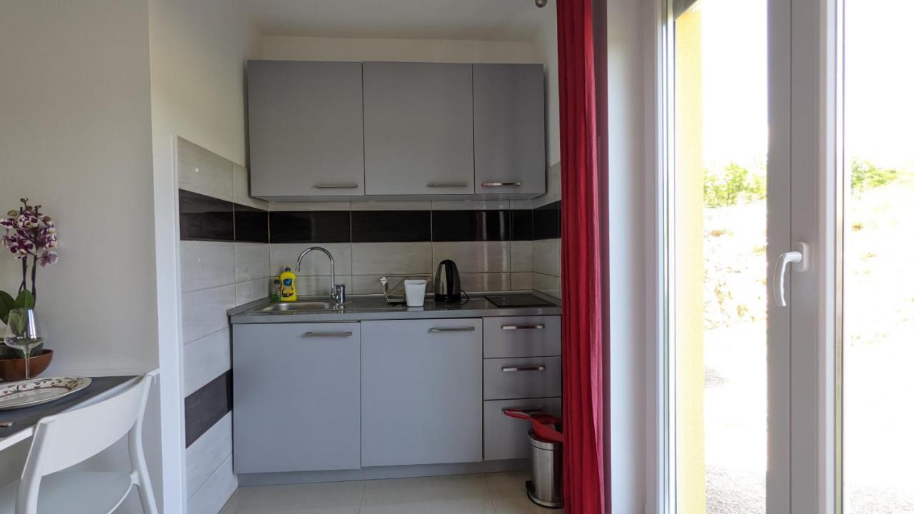 Vila Sofia Novi Vinodolski Buitenkant foto